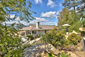 Fallbrook, CA. Entire house. “Hilltop comforts”. - Image 2