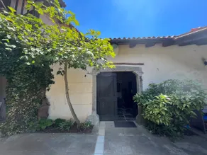 Adorable guesthouse with a pool - Image 3