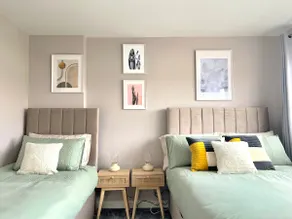 Quirky, Family Home in Glasgow - Image 3