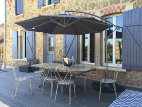Maison Le Figuier, a stone's throw from the winemaker - Image 5