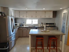 Open concept house on the hill - Image 3