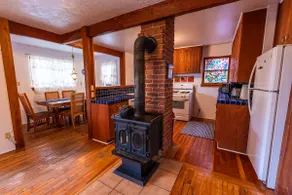Homestead: Cozy Cabin, Creek Access , Lush Grounds - Image 3