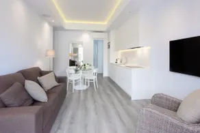 Lauser City Suites - Image 2