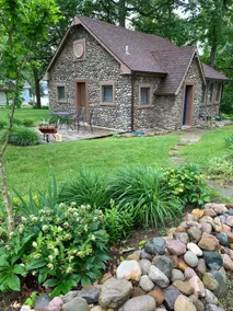 Stone Cottage on Kerr Island - Image 4