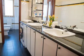 The loggia on Acqui. Downtown. 2 bedrooms and 2 bathrooms. - Image 3