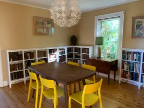 Beautiful Summer River Retreat - Image 4