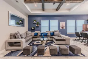 Modern 4 BR Near Downtown, Zoo - Image 3