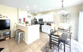 Great location! 3 BR townhouse w/ garage and patio - Image 5