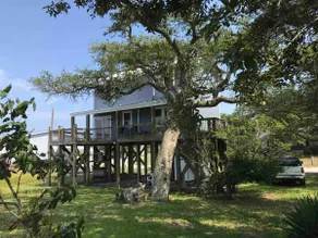 Sound front TreeHouse@ 214 Shore Dr Salter Path NC - Image 5