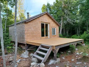 The Spring House: a quiet off-grid retreat - Image 5