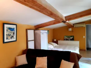 INDEPENDENT STUDIO IN PRIVATE MAS WITH SWIMMING POOL - Image 4
