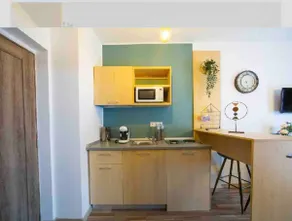 Lovely Central Cosy Studio 3 - Image 4