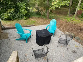 Stylish Comfy Home Centrally Located to Triad Area - Image 4
