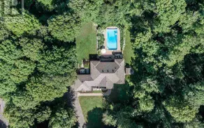 Family friendly place with pool - Image 2
