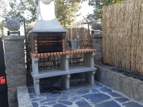 House in Las Navas del Marqués. With a garden - Image 3