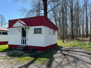 Quaint Cabin #1-Pymatuning Lake - Image 3