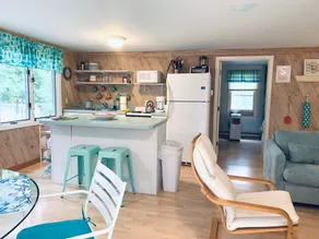 Cape Cod Tree House Retreat - Image 5