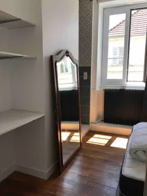 Beautiful 2-room apartment on the banks of the Saône - Image 4