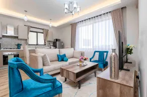 A cozy and elegant apartment - Image 4