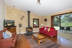 Unique, eco-friendly, rural house - Image 2