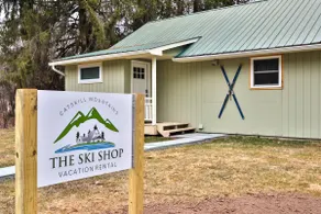 Riverfront Ski Chalet - Image 4