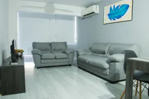 Ground floor, spacious with an excellent location - Image 3