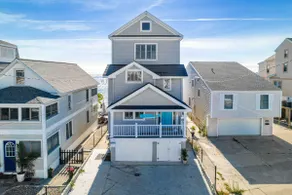 Completely Coastal Direct Water Front Property - Image 3
