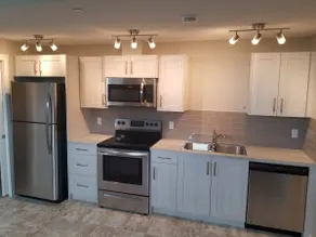Enjoy staying in Calgary, Livingston community - Image 2
