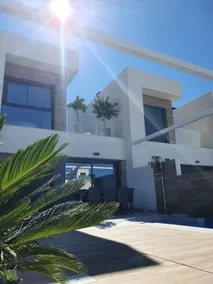 Luxury Villa ”Quesada Sun” - Image 4