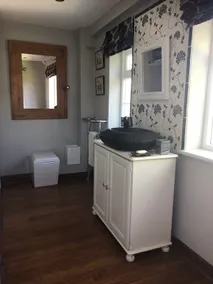 The Annex, own stairs to bedroom & ensuite - Image 4