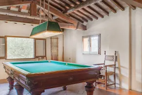 Luxe Estate nr Florence. Vineyard, Pool, Privacy - Image 2