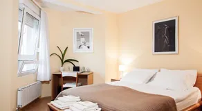 Apartment Avenue - Image 2