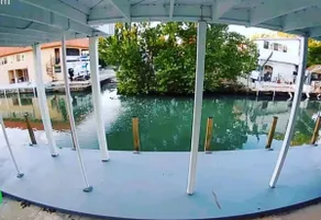 Waterfront Ocean Side House with Dock & Boat Ramp - Image 2
