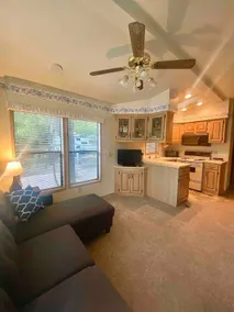 Park Cabin - Image 4