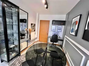 Modern apartment with en-suite in the center - Image 3