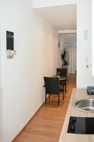 DanIva studio apartment - Image 5