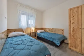 2-BEDROOM AP WITH PARTIALLY SEAVIEW - Image 4