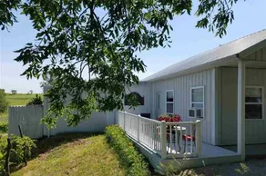 Vineyard Cottage with Lake view - Image 2