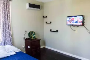 Belizean Colonial Upper Flat - Image 5