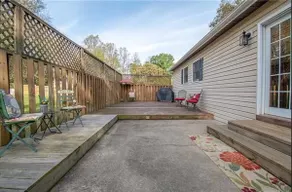 Peaceful Pet-Friendly Cottage - Image 4