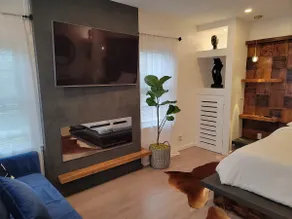 Cozy Exotic Studio Retreat - Image 2