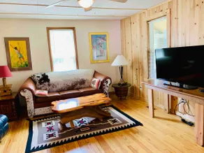 2 Bedroom Cottage Near Beach - Image 5