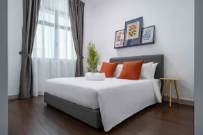 WFH Oasis 2BR Resort | FastWiFi EVCharger Office - Image 5