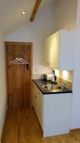 Cosy annexe in Vale of Belvoir village - Image 2