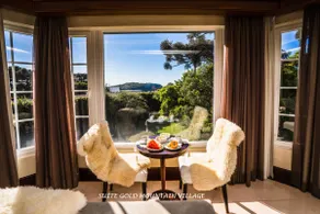GOLD MOUNTAIN VILLAGE- ROYAL SUITE - Image 2