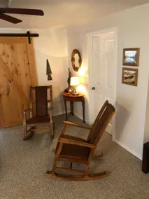 Henry Hill Guest Apartment - Image 3