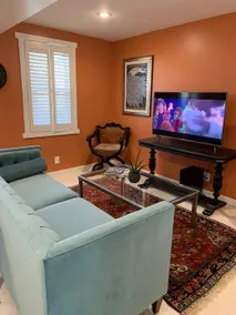 Luxury 4 Bed, 3 Bath Home in Prime Ohio City - Image 3