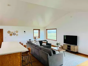 Paradise Valley home near Yellowstone! - Image 5