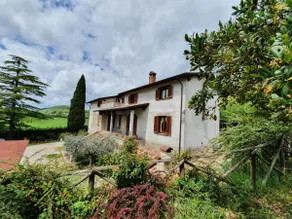 House with garden and private pool - Image 4