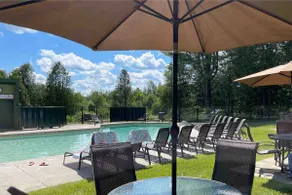 Chalet Alpin d'Orford (heated pool & tennis) - Image 2